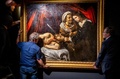 フランス・トゥールーズで展示される、カラバッジョの「ホロフェルネスの首を斬るユディト」とされる作品（2019年6月15日撮影、資料写真）。(c)ERIC CABANIS / AFP