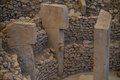 トルコのシャンルウルファにある古代遺跡ギョベクリテペの石柱（2022年5月18日撮影）。(c)Ozan KOSE / AFP