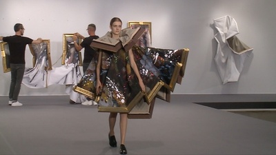 動画：「ヴィクター＆ロルフ」デザイナーが語る15/16年秋冬オートクチュール