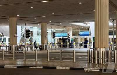 中東情勢の緊迫で航空便まひ、ドバイで韓国人向け高額「脱出ブローカー」拡大…「専用機脱出・10人で3400万円」