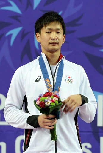 空手で荒賀が金、香川が銀メダルを獲得 アジア大会