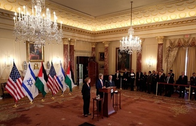 中東和平、9か月以内の合意目指すことで一致