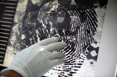 指紋の時期を特定、オランダの法医学者が新技法