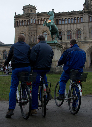 「クッキーモンスター」が盗んだ金色のクッキーを返却、ドイツ