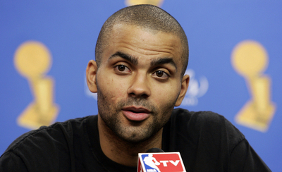 ＜06-07NBA ファイナル＞トニー・パーカー 第2戦に向けて記者会見に臨む