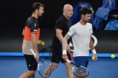 苦しむジョコビッチ、アガシ・ステパネク両氏との師弟関係解消