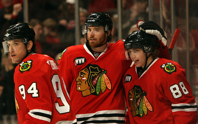 ブラックホークス ブルースに快勝