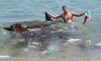 太平洋の巨大な「プラスチックごみの渦」、遠征調査へ