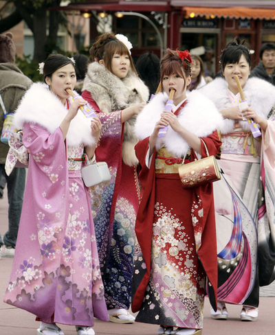 成人の日、ディズニーランドで成人式