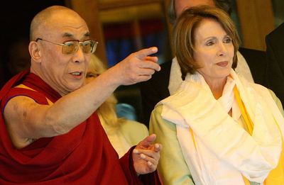 ペロシ米下院議長、ダライ・ラマ14世と会談