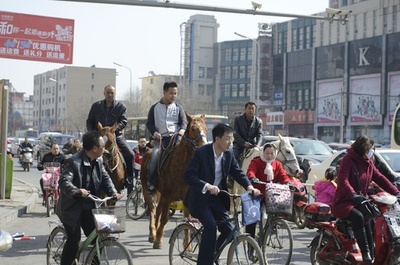 「虐狗」は犬（狗）ではなくて「独身者いじめ」 中国の若者の自虐的表現？