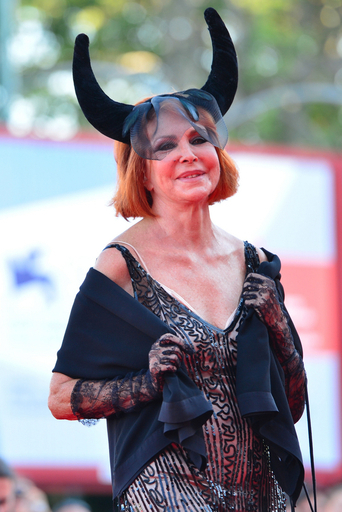 ベネチア国際映画祭、華やかに開幕