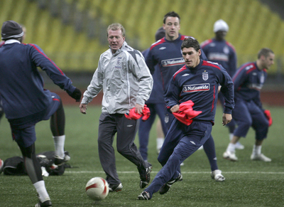 ＜サッカー 欧州選手権2008・予選＞イングランド代表 ロシア戦に向け最終調整