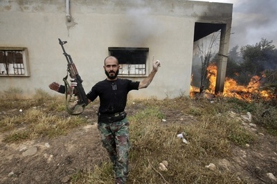 ヒズボラ戦闘員23人死亡、シリア反体制派拠点に進攻 NGO