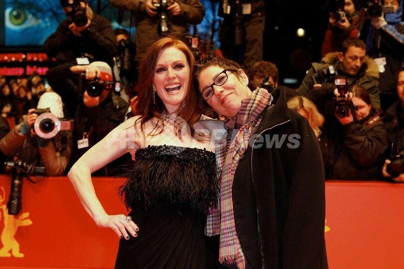 J・ムーア＆A・ベニング、新作でレズビアンのカップルに ベルリン映画祭