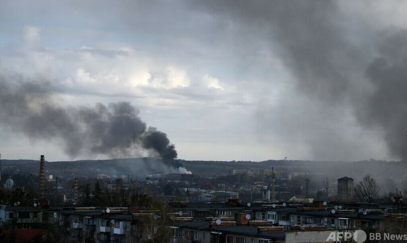 西部リビウに「強力な」ミサイル攻撃 6人死亡、8人負傷