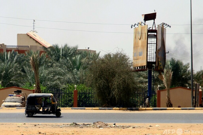 スーダンで軍・非軍事組織が衝突、民間人56人死亡