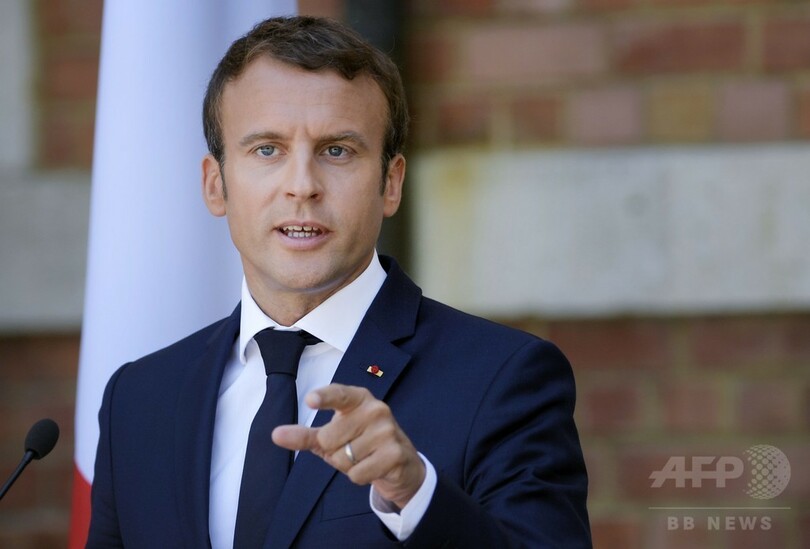 マクロン仏大統領、支持率40%に急落 同時期では前政権以下