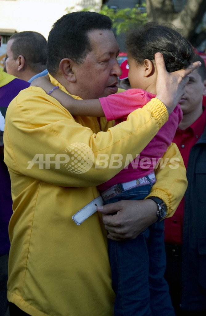 「私が米国民ならオバマ氏に投票する」、チャベス大統領