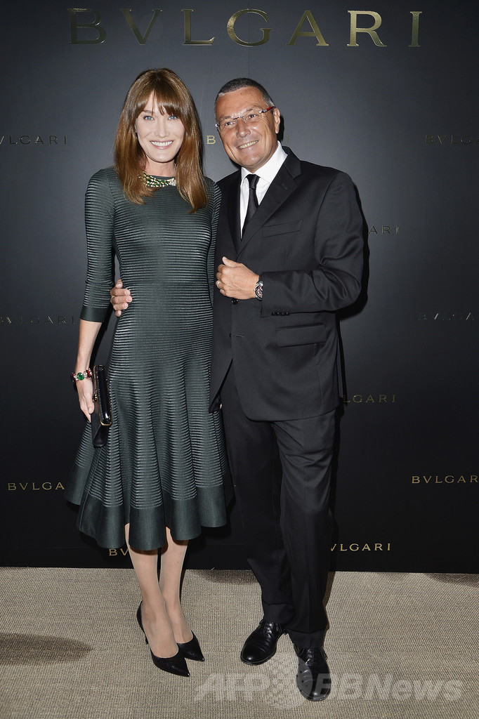 カーラ・ブルーニも登場、「ブルガリ」新ジュエリー発表 写真1枚 国際ニュース:AFPBB News