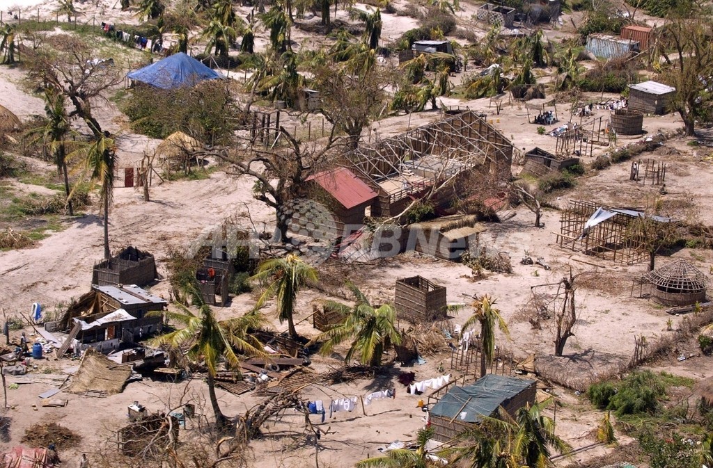 サイクロン「Jokwe」がモザンビーク直撃、10人が死亡、2000世帯が避難 サイクロン「Jokwe」がモザンビーク直撃、10人が死亡、2000世帯が避難