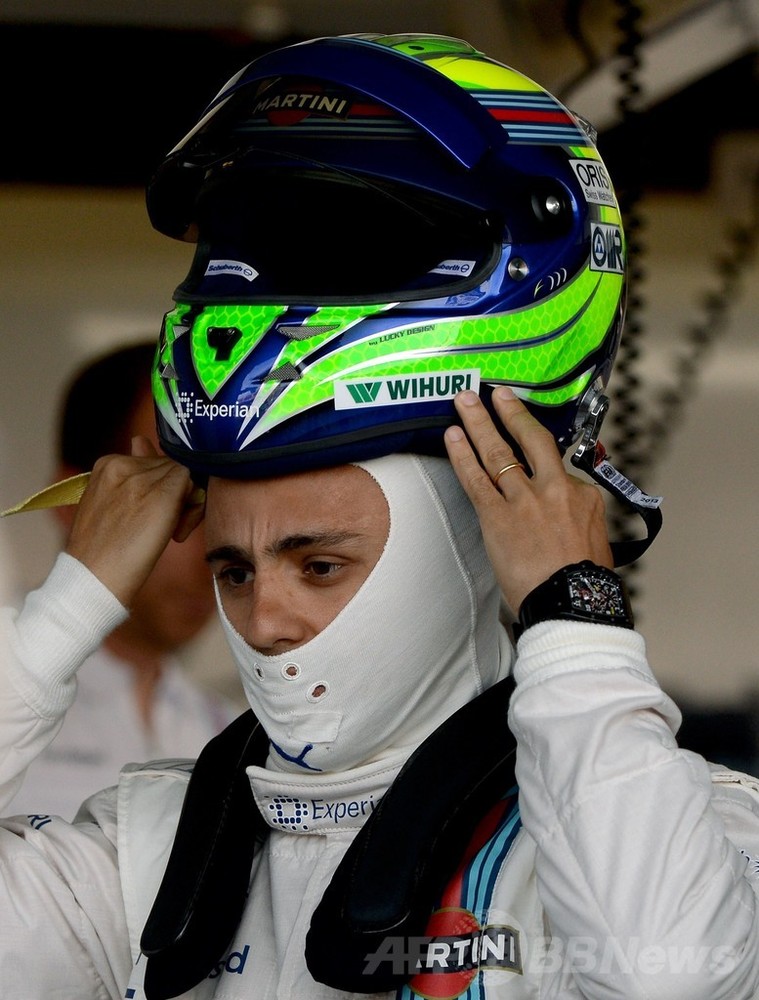 マッサ、ヘルメットでシューマッハ氏を激励 写真1枚 国際ニュース