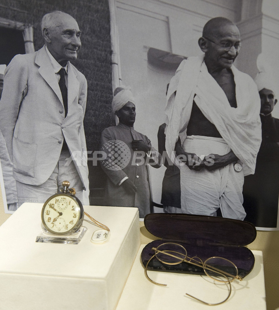 ガンジー遺品の所有者、競売を中止 インド政府に寄付へ 写真3枚 国際
