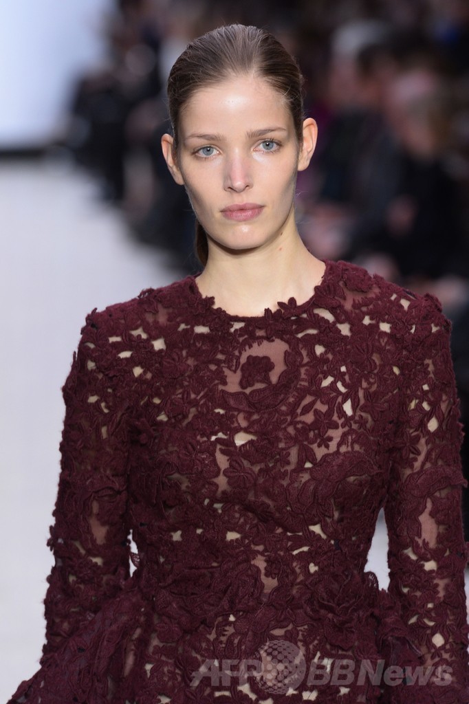 ＜14/15年秋冬パリコレクション＞ジャンバティスタ・ヴァリ