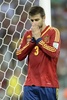 サッカーコンフェデレーションズカップ2013（Confederations Cup 2013）は27日、フォルタレーザ（Fortaleza）で準決勝が行われ、スペインが7-6でイタリアとのPK戦を制し、ブラジルとの決勝に進出した。

得点機を逃し、手を合わせるスペインのジェラール・ピケ（Gerard Pique、2013年6月27日撮影）。(c)AFP/LLUIS GENE