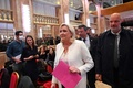 仏パリで記者会見したフランスの極右政党「国民連合（RN）」のマリーヌ・ルペン党首（2022年4月13日撮影）。(c)EMMANUEL DUNAND / AFP