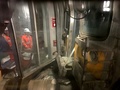 米ニューヨーク市ブルックリン地区の鉄道駅で起きた列車脱線事故の現場（2017年1月4日撮影）。(c)AFP/KENA BETANCUR