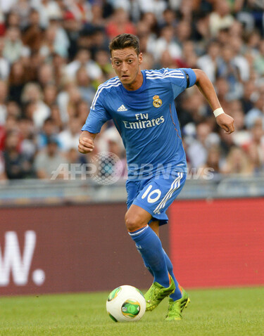 アーセナル移籍のエジル、決め手はベンゲル監督からの「信頼」 写真1枚