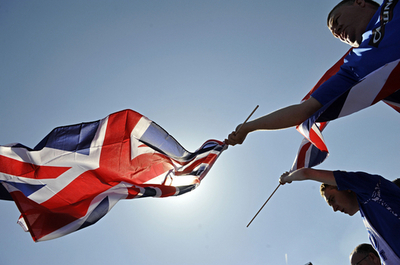 UEFA杯決勝後にロシア人サポーター1人が刺される