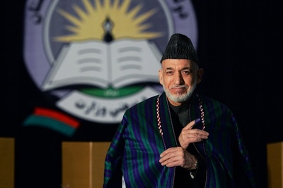 アフガニスタン大統領選、厳戒のなか投票 初の民主的政権交代へ