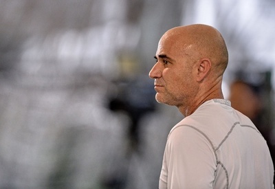 アガシ、IPTLでの失態に「困惑」