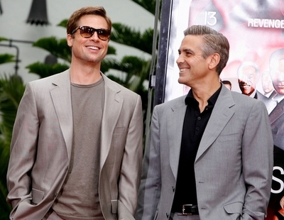 ミャンマー災害支援全面広告、ジョージ・クルーニー、ブラッド・ピットが参加