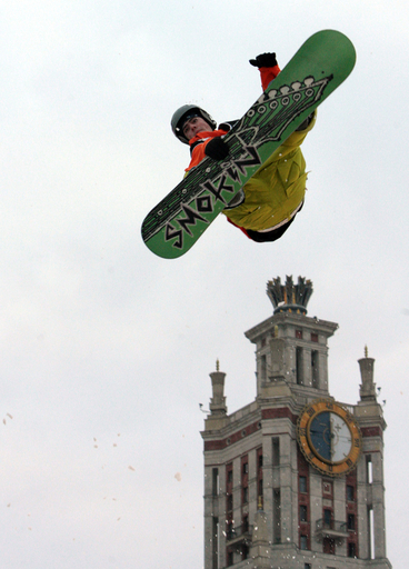 スノーボードのワールドカップ「ビッグ・エア」モスクワ大会開催