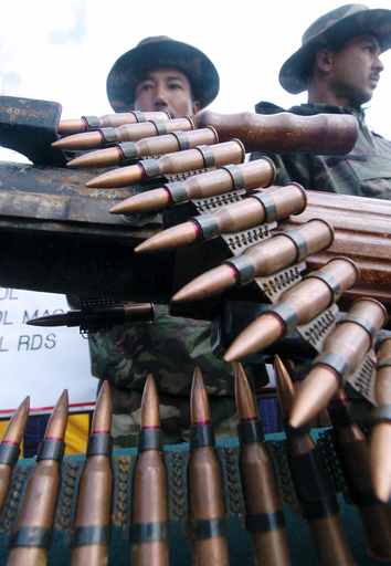 カシミール地方で武器弾薬押収、武装組織が大規模攻撃を計画か - インド