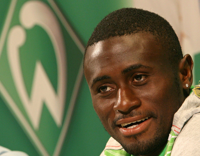 ブレーメン ハンブルガーSVからサノゴを獲得