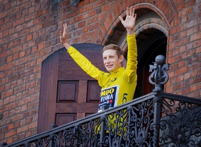 ツール2連覇のヴィンゲゴー デンマークに凱旋帰国