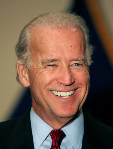 米副大統領訪問のバグダッドで迫撃弾攻撃、武装勢力が犯行声明