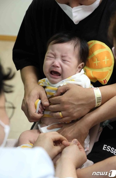 1週間でインフルエンザ22％↑新型コロナも13％↑…韓国で「ツインデミック」スタートか