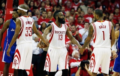 ロケッツがクリッパーズに勝利、シリーズ戦績を五分に