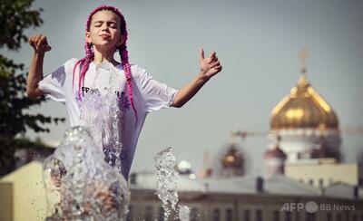 ロシア・モスクワで35度超える猛暑、2日連続で観測史上最高更新