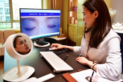 世界3位の「整形大国」中国、夏休みは若者の整形手術シーズン