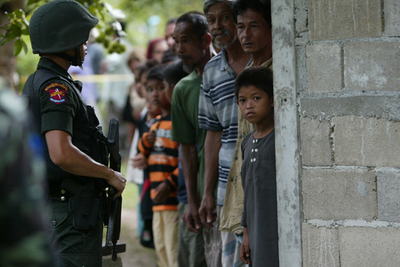 タイ南部で校長射殺、全55小中学校が無期限休校に