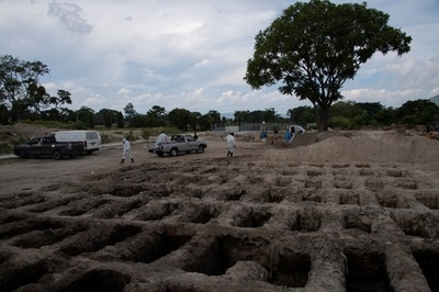 新型コロナ、世界の死者65万人超 2か月で倍増