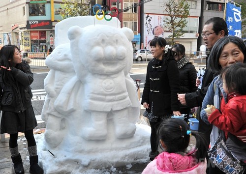 都心で雪国気分 雪だるまフェア 開催 写真4枚 ファッション ニュースならmode Press Powered By Afpbb News