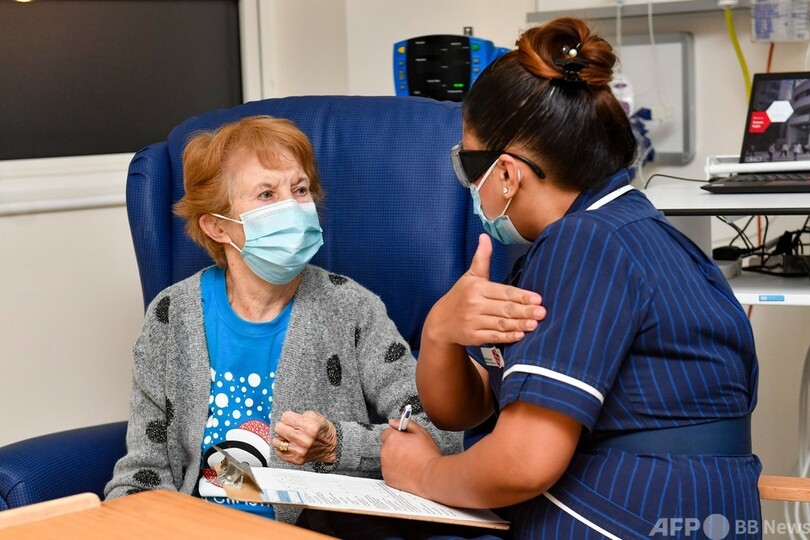 英国でコロナワクチン接種開始 1人目は90歳女性