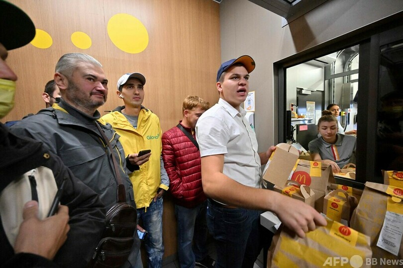 米マクドナルド、ウクライナで営業再開 侵攻後初、当面は配達のみ